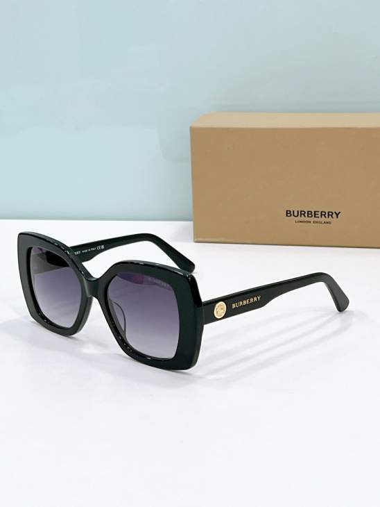 Picture of Burberry Sunglasses _SKUfw77360918fw